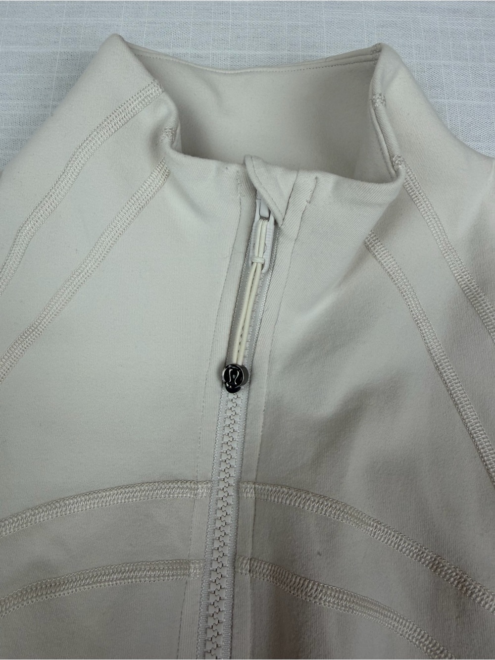 lululemon athletica White Cream Full-Zip Define Jacket - Picture 11 of 12